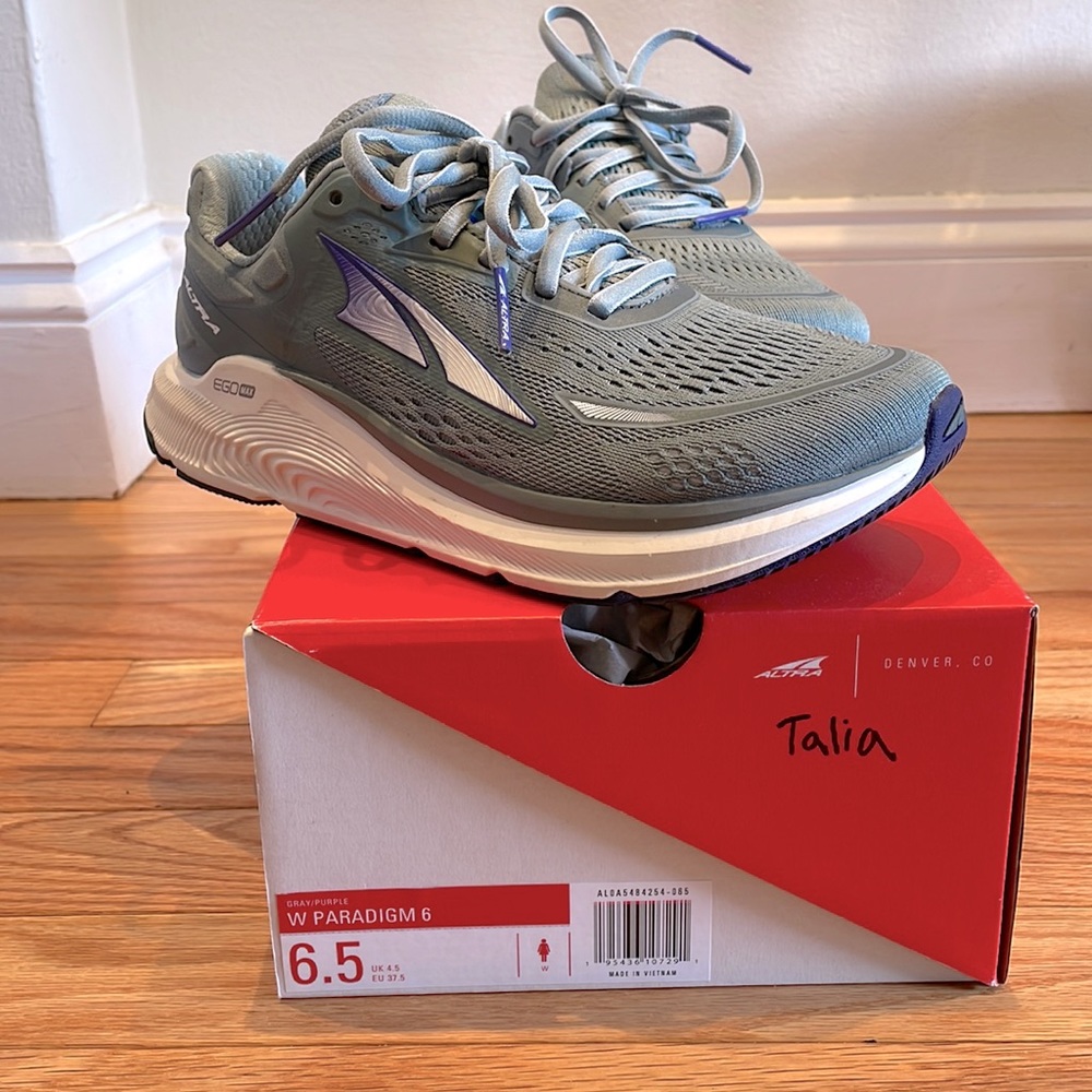 Women’s Altra Paradigm 6